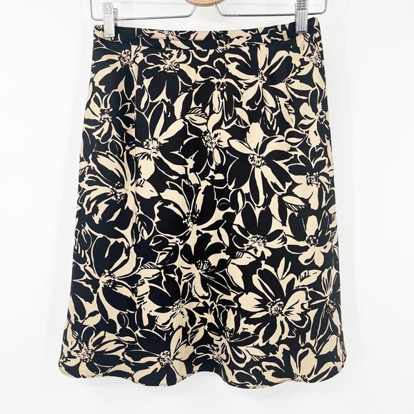 Ann Taylor Womens Vintage Tropical 100% Silk Floral Knee Length Skirt Size 4P - Picture 6 of 6